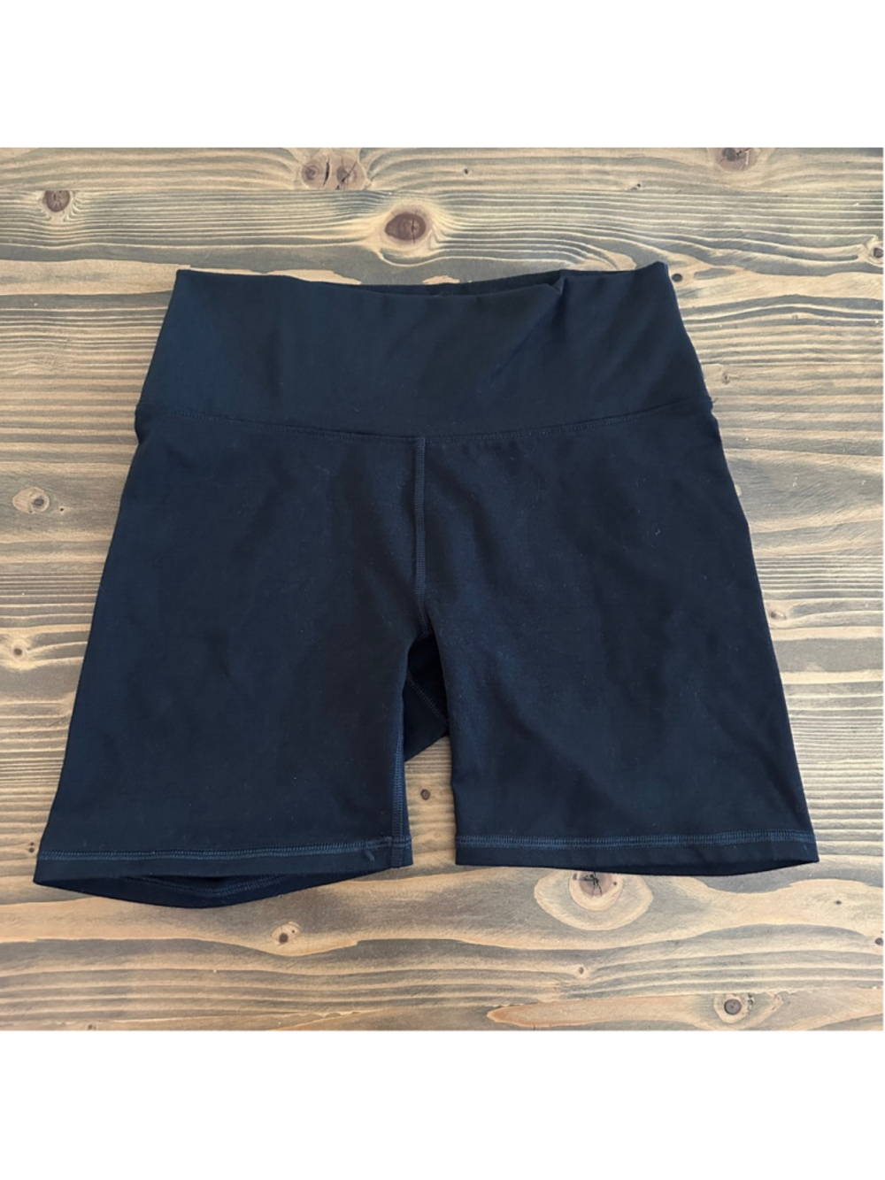 Women’s Fabletics PowerHold Leopard Bike Shorts S High Rise Athleisure